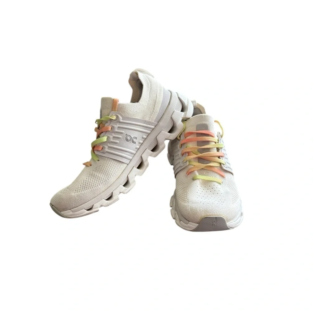 On Running Off White Sneakers with Colorful Laces - Picture 3 of 10